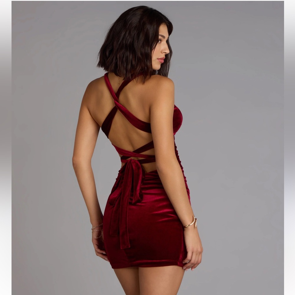 Sexy Red Velvet Valentines Dress Bodycon Tie Back Sleeveless Size Medium See Vid